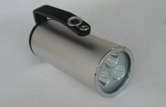 RJW7101手提式防爆探照燈